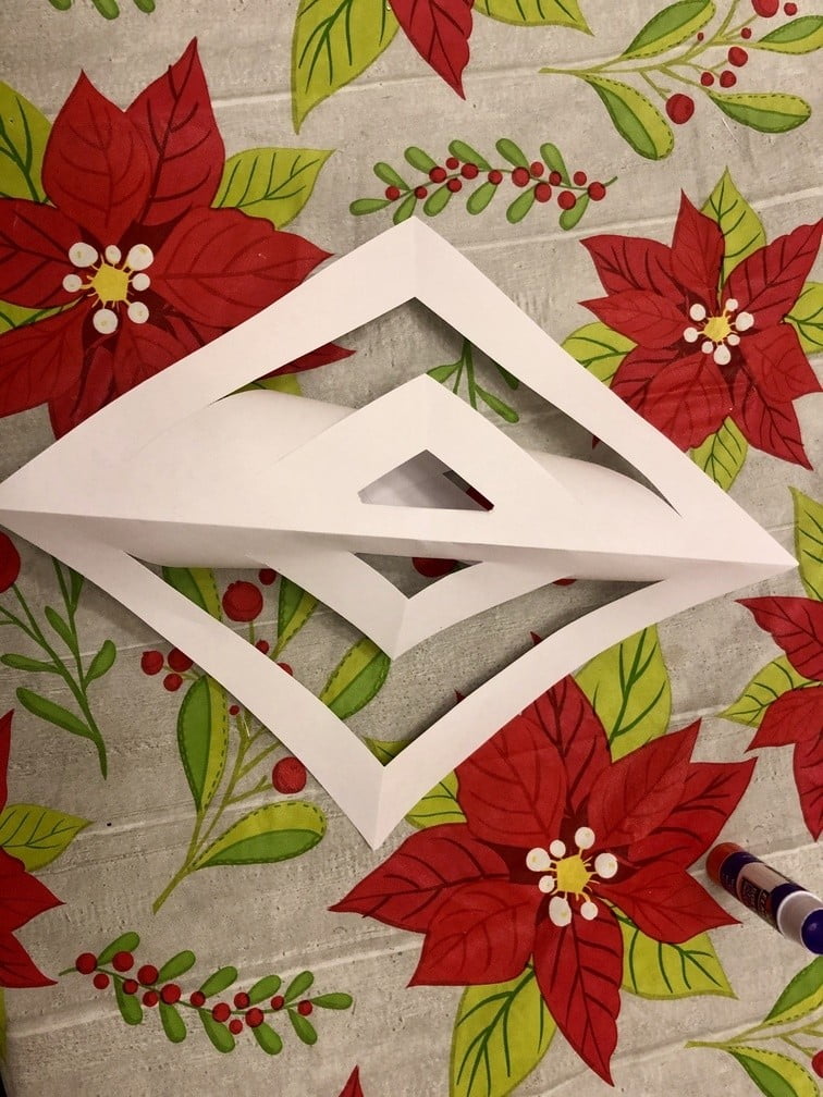 how to make a giant paper snowflake