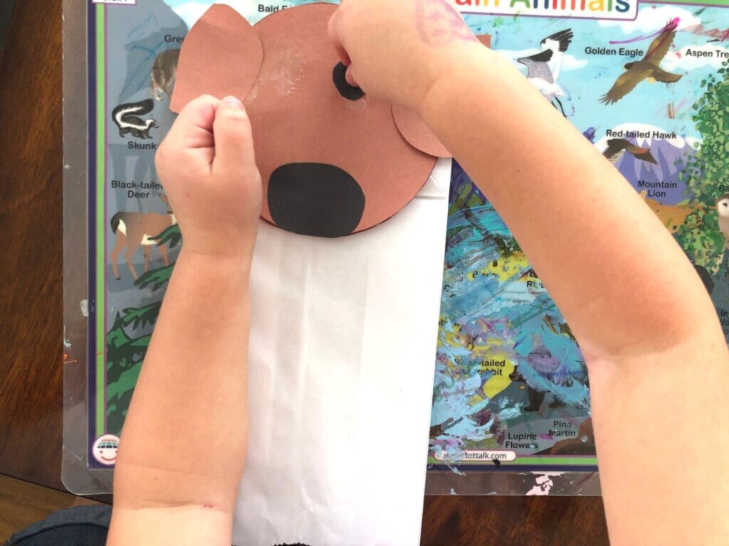 Brown bear brown bear preschool theme puppet craft
