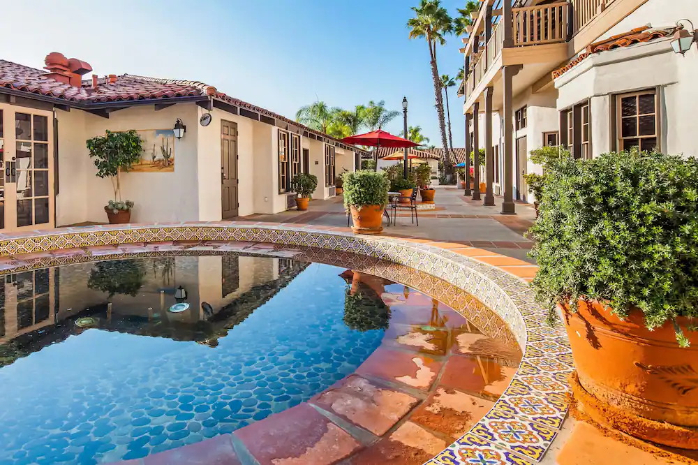 family hotels in San Diego Best Western Plus Hacienda outdoor area