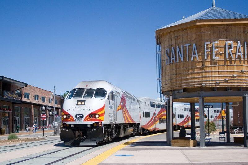 3 Ways from Albuquerque to Santa Fe: Train, Car, Transfer